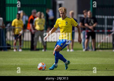 Broendby, Dänemark. August 2023. Sebastian Sebulonsen (2) von Broendby IF bei einem Testspiel zwischen Broendby IF und FC Nordsjaelland bei Bane 1 in Broendby. (Foto: Gonzales Photo - Teis Markfoged). Stockfoto