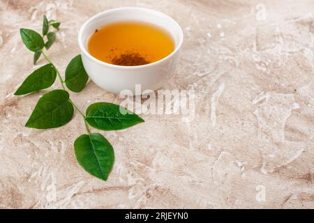 Grüner Tee von Hojicha Stockfoto