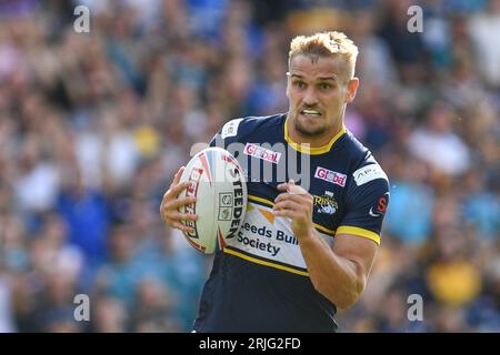 Leeds, England - 20. August 2023 Luke Hooley (21) von Leeds Rhinos in Aktion. Rugby League Betfred Super League, Leeds Rhinos vs Warrington Wolves im Headingley Stadium, Leeds, UK Stockfoto