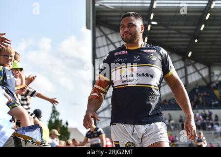 Leeds, England - 20. August 2023 Sam Lisone (15) aus Leeds Rhinos. Rugby League Betfred Super League, Leeds Rhinos vs Warrington Wolves im Headingley Stadium, Leeds, UK Stockfoto