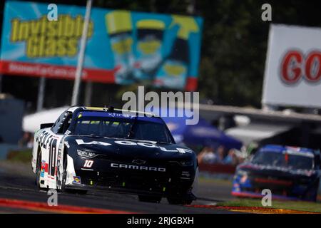 Watkins Glen, New York, USA. August 2023. 19. August 2023 – Watkins Glen, NY: Kyle Busch, Fahrer der NASCAR Xfinity Series, geht auf die Rennstrecke für die Shriners Children's 200 im Glen beim Watkins Glen International in Watkins Glen, New York. (Bild: © Stephen A Arce Grindstone Media/ASP) NUR REDAKTIONELLE VERWENDUNG! Nicht für kommerzielle ZWECKE! Stockfoto