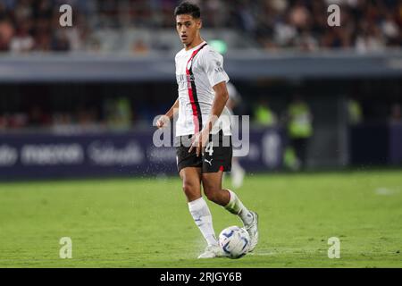 Bologna, Italien. August 2023. Tijjani Reijnders wurde während des TIM-2023/24-Fußballspiels der SERIE A zwischen Bologna und AC Mailand im Renato Dall Ara gesehen. Endnote; Bologna 0:2 AC Mailand (Foto: Grzegorz Wajda/SOPA Images/SIPA USA) Credit: SIPA USA/Alamy Live News Stockfoto