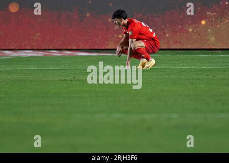 La Paz, Bolivien. August 2023. Estadio Hernando Siles Johnny Cardoso do Internacional, während des Spiels zwischen Bolivar und Internacional, für das Viertelfinale der Copa Libertadores 2023, im Estadio Hernando Siles, diesen Dienstag, 22. 30761 (Max Peixoto/SPP) Credit: SPP Sport Press Photo. Alamy Live News Stockfoto