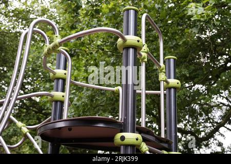 Bowring Park Knowsley. Neuer Kinderspielplatz Stockfoto