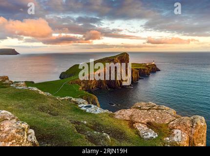 Neist Point Lighthouse,Sunset Isle of Skye, Inner  Hebrides,Highlands Scotland Great Britain United Kingdom, UK,Europe Stockfoto