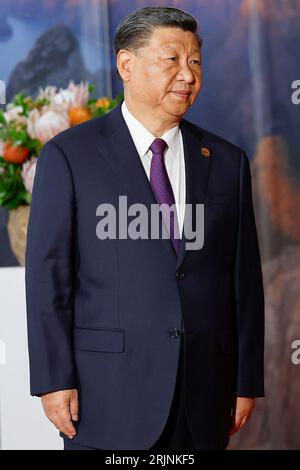 Johannesburg, Südafrika. August 2023. Der chinesische Präsident Xi Jinping trifft am 23. August 2023 auf dem BRICS-Gipfel im Sandton Convention Centre in Johannesburg am 23. August 2023 ein. Pool Photo by Gianluigi Guercia/UPI Credit: UPI/Alamy Live News Stockfoto