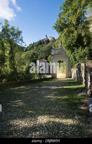 Annahme - Tag. Vierzehnte Kapelle auf der Pilgerfahrt zum Heiligtum Santa Maria del Monte auf dem Sacro Monte di Varese  Italien, Lombardia Stockfoto