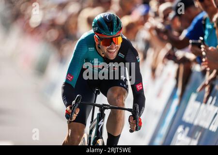 St. Wendel, Deutschland. August 2023. Radfahren: Tour durch Deutschland, St. Wendel (2,30 km), Prolog (Einzelzeitfahren). Maximilian Schachmann vom Team Bora-hansgrohe (BOH) ist unterwegs. Quelle: Alexander Neis/Eibner-Pressefoto/dpa/Alamy Live News Stockfoto