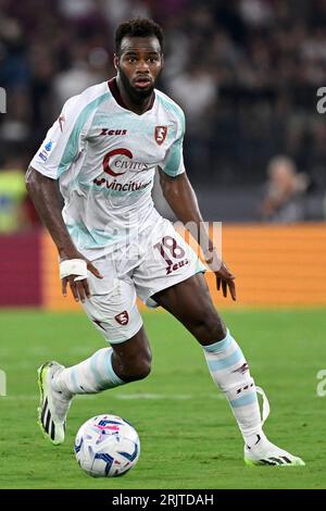 Lassana Coulibaly von US Salernitana in Aktion während des Serie-A-Fußballspiels zwischen AS Roma und US Salernitana 1919 im Olimpico-Stadion in Rom (I Stockfoto