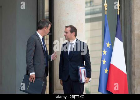 Paris, Frankreich. August 2023. Der französische Armeeminister Sebastien Lecornu nahm am 23. August 2023 an der wöchentlichen Kabinettssitzung im Präsidentenpalast Elysee in Paris Teil. Foto: Eliot Blondet/ABACAPRESS.COM Abaca Press/Alamy Live News Stockfoto