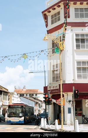 Penang, Malaysia - 6. Juli 2023 : Georgetown Old Town Street Stockfoto