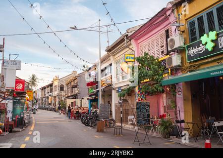 Penang, Malaysia - 6. Juli 2023 : Georgetown Love Lane Restaurant und Bar, Café Street Stockfoto