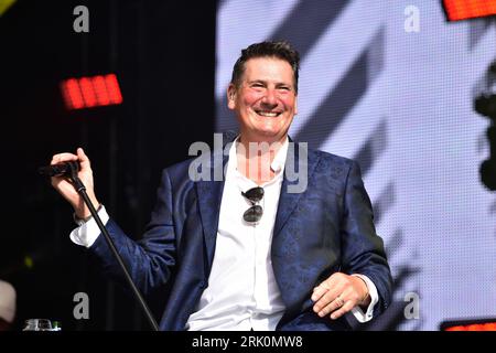 Henley on Thames, Großbritannien. August 2023. Tony Hadley spielt auf der Bühne während des Rewind Festival South 2023 in Temple Island Meadows. Quelle: SOPA Images Limited/Alamy Live News Stockfoto