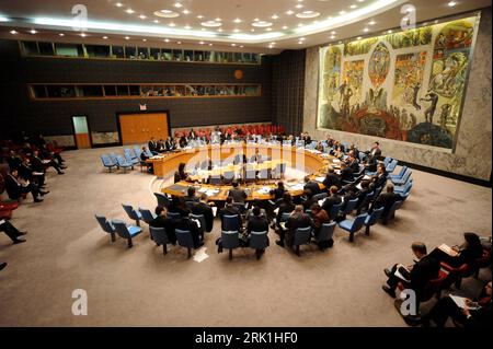 Bildnummer: 52939890  Datum: 20.03.2009  Copyright: imago/Xinhua Öffentliche Sitzung des UN-Sicherheitsrats zum Thema Darfur in New York PUBLICATIONxNOTxINxCHN, Gebäude, innen, Innenansicht , Personen; 2009, New York, USA, United, Nations, Organization, UNO, Politik, Sicherheitsrat; , quer, Kbdig, Totale,  ,  , Nordamerika    Bildnummer 52939890 Date 20 03 2009 Copyright Imago XINHUA public Meeting the UN Security Council to Theme Darfur in New York PUBLICATIONxNOTxINxCHN Building indoors Interior view People 2009 New York USA United Nations Organization UN politics Security Council horizontal Stock Photo