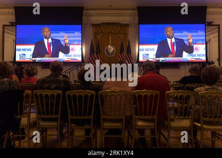 Yorba Linda, California, USA. 23rd Aug, 2023. Guests at the Richard Nixon Presidential Library watch on a large screen as U.S. Senator TIM SCOTT (SC) speaks during the first 2024 Republican Presidential Debate held in Milwaukee, Wisconsin.(Credit Image: © Brian Cahn/ZUMA Press Wire) EDITORIAL USAGE ONLY! Not for Commercial USAGE! Stock Photo