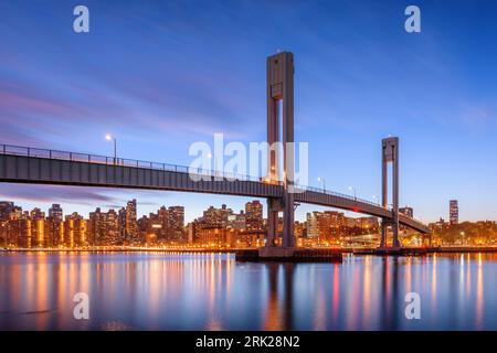 Gemeinden Insel-Brücke über dem Harlem River zwischen Manhattan Island und Wards Island in New York City. Stockfoto