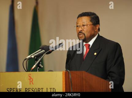 Bildnummer: 53549598  Datum: 22.10.2009  Copyright: imago/Xinhua (091022) -- KAMPALA, Oct. 22, 2009 (Xinhua) -- Chairperson of the African Union (AU) Commission Jean Ping addresses the AU special summit on refugees, returnees and internally displaced persons in Africa, in Kampala, capital of Uganda, Oct. 22, 2009. During the Oct. 22-23 meeting, the participants would pass a solemn declaration to commit themselves to taking concrete measures to address the root causes of forced displacement. (Xinhua/Liu Chan) (zj) (1)UGANDA-AU-SUMMIT-REFUGEE PUBLICATIONxNOTxINxCHN Kampala People Politik Afrikan Stock Photo