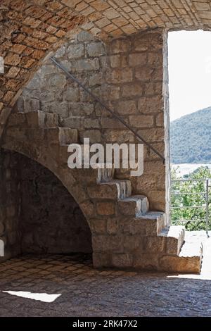 Details mittelalterlicher Festungsmauern und -Strukturen Stockfoto