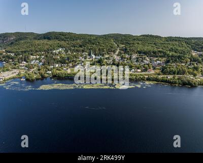 GRANDES IST ein historisches Wahrzeichen in der Nähe des La Mauricie National Park Quebec, Kanada an einem wunderschönen Tag. Stockfoto