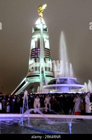 Bildnummer: 53661729  Datum: 12.12.2009  Copyright: imago/Xinhua (091213) -- ASHGABAT, Dec. 13, 2009 (Xinhua) -- enjoy a grand musical concert in front of the Arch of Neutrality during the celebration of Turkmenistan s Neutrality Day in the central Ashgabat, capital of Turkmenistan, Dec. 12, 2009. Neutrality Day in Turkmenistan is widely celebrated as one of the major national holidays. The United Nations General Assembly recognized and supported Turkmenistan s status of permanent neutrality on Dec. 12, 1995. (Xinhua/Zhao Jialin) (gxr) (2)TURKMENISTAN-ASHGABAT-NEUTRALITY DAY-CELEBRATION PUBLIC Stock Photo