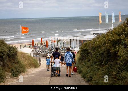 Restaurant Pavillon Strand90 am Strand in Domburg auf der Halbinsel Walcheren, Zeeland, Niederlande. Pavillon Restaurant Strand90 am Strand von Domb Stockfoto