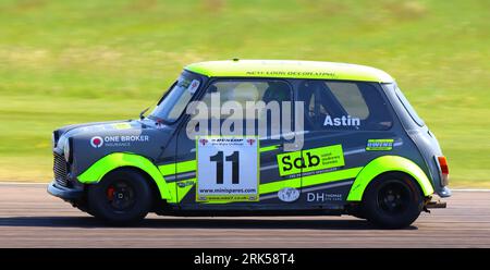 BTCC-TREFFEN BEI THRUXTON 2023 MINI'S Stockfoto