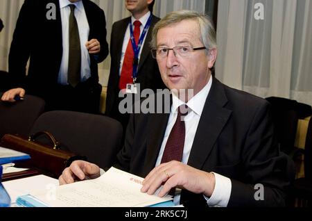 Bildnummer: 53736193  Datum: 18.01.2010  Copyright: imago/Xinhua (100119) -- BRUSSELS, Jan. 19, 2010 (Xinhua) -- Luxembourg Prime Minister, chairman of the Eurogroup Jean-Claude Juncker attends eurozone finance ministers meeting in Brussels, capital of Belgium, Jan. 18, 2009. Juncker was re-elected as chairman to lead the 16-nation euro zone until mid-2012. (Xinhua Photo/Council of the European Union)(Editorial use only) (gj) (1)BELGIUM-BRUSSELS-EURO ZONE-JUNCKER PUBLICATIONxNOTxINxCHN People Politik kbdig xkg 2010 quer     Bildnummer 53736193 Date 18 01 2010 Copyright Imago XINHUA  Brussels J Stock Photo