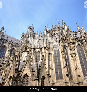 Detail of the St. John's Cathedral in Hertogenbosch, North Brabant, Netherlands. Dutch Gothic architecture, the largest catholic church in the Netherl Stock Photo