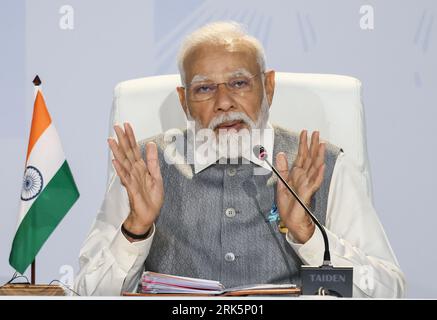 Johannesburg, Südafrika. August 2023. Premierminister Narendra Modi spricht während einer Pressekonferenz am dritten Tag des BRICS-Gipfels im Sandton Convention Center in Johannesburg (Südafrika) am Donnerstag, den 24. August. 2023. Die BRICS oder Brasilien, Russland, Indien, China und Südafrika haben Länder angekündigt, die eingeladen wurden, Vollzeit-BRICS-Mitglieder zu werden, darunter Ägypten, Ethopien, Iran, Saudi-Arabien und die Vereinigten Arabischen Emirate. Foto von Jemal Countess/UPI Credit: UPI/Alamy Live News Stockfoto