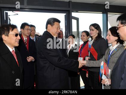 Bildnummer: 53880402 Datum: 22.03.2010 Copyright: imago/Xinhua (100323) -- ST.PETERSBURG, 23. März 2010 (Xinhua) -- der chinesische Vizepräsident Xi Jinping (C) besucht das Baltic Pearl-Projekt, das von Unternehmen aus Shanghai in St. PETERSBURG investiert wurde Petersburg, Russland, 22. März 2010. (Xinhua/Rao aimin) (gj) (1)RUSSLAND-ST.PETERSBURG-BALTIC PEARL-CHINA-XI JINPING-VISIT PUBLICATIONxNOTxINxCHN People Politik kbdig xub 2010 quer Bildnummer 53880402 Datum 22 03 2010 Copyright Imago XINHUA St Petersburg 23. März 2010 XINHUA der chinesische Vizepräsident XI Jinping C besucht das Baltic Pearl Project, das von investiert wurde Stockfoto