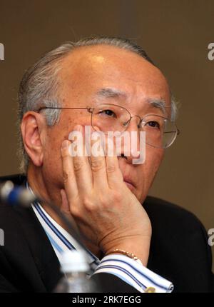 Bildnummer: 53907066  Datum: 31.03.2010  Copyright: imago/Xinhua (100331) -- CANCUN, March 31, 2010 (Xinhua) -- Nobuo Tanaka, executive director of International Energy Agency (IEA), attends a press conference during the 12th International Energy Forum in Cancun, Mexico, March 31, 2010. The ministers of the International Energy Forum called in their declaration published here on Wednesday for a charter for the organization including a formal mission statement, membership provisions, financial support structures and charter participation rules. (Xinhua/Teresa) (gxr) (2)MEXICO-CANCUN-IEF-DECLARA Stock Photo