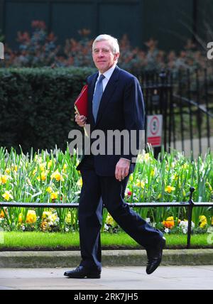 Bildnummer: 53920463  Datum: 06.04.2010  Copyright: imago/Xinhua (100406) -- LONDON, April 6, 2010 (Xinhua) -- Jack Straw, Secretary of State for Justice and Lord Chancellor, arrives at the Downing Street for a cabinet meeting in London, April 6, 2010. British Prime Minister Tuesday travelled to the Buckingham Palace where he asked Queen for permission to dissolve parliament and set May 6 as the date for a general election. (Xinhua/Zeng Yi) (zhs) (8)UK-LONDON-PM-ELECTION PUBLICATIONxNOTxINxCHN People Politik kbdig xmk 2010 hoch    Bildnummer 53920463 Date 06 04 2010 Copyright Imago XINHUA  Lon Stock Photo