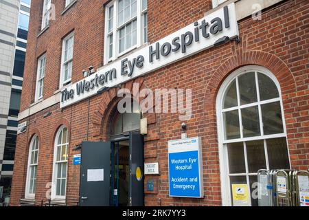 LONDON- 27. JULI 2023: WESTERN Eye Hospital- Augenklinik in West London. Es wird vom Imperial College Healthcare NHS Trust verwaltet Stockfoto