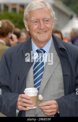 Sir Michael Parkinson, RHS Chelsea Flower Show, Royal Hospital, London, Großbritannien Stockfoto