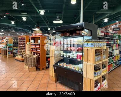 Inside of the Fresh Market, ein gehobener Spezialitätenhändler in den USA mit über 150 Geschäften. Stockfoto