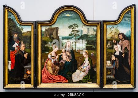 Madonna mit den Heiligen Katharina und Barbara zwischen 1509 und 1529 von Meister des Heiligen Blutes Stockfoto