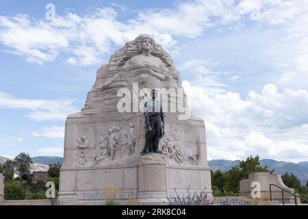 Das Mormon Battalion Monument auf dem Rasen des Utah State Capitol Building in Salt Lake City. Stockfoto