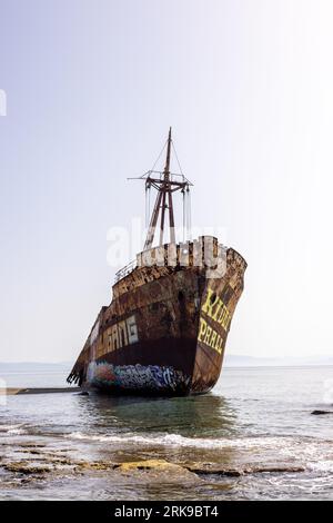 Epave Dimitrios, plage Valtaki, Péloponnèse, Grèce Stockfoto