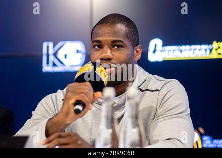 Breslau, Polen. August 2023. Daniel Dubois während der Pressekonferenz vor dem Boxkampf um WBA, WBO, IBF, IBO gürtet sich zwischen Oleksandr Usyk (UKR) und Daniel Dubois (GBR) in Breslau, Polen, 24. August 2023.(Foto: Mateusz Porzucek/PressFocus/SIPA USA) Credit: SIPA USA/Alamy Live News Stockfoto