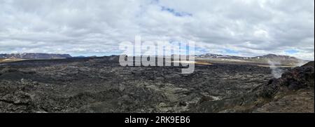 Blick auf die Lavafelder Eines vergangenen Vulkanausbruchs in Island Stockfoto