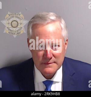 Atlanta, Usa. August 2023. Mark Meadows ist auf diesem Foto abgebildet, das das Fulton County Sheriff's Office am Mittwoch, den 23. August 2023 in Atlanta, GA, zur Verfügung stellt. Meadows wurde in Georgien wegen angeblicher Versuche angeklagt, die Ergebnisse der Präsidentschaftswahlen 2020 umzukehren, und hat sich nun als Teil der Verschwörungsklage gestellt. Foto über Fulton County Sheriff's Office/UPI Credit: UPI/Alamy Live News Stockfoto