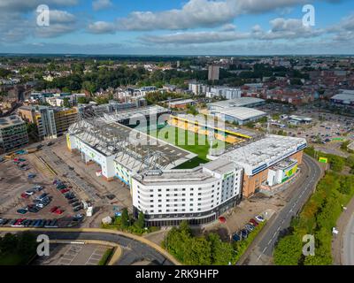 Norwich City Football Club Platz im Stadtzentrum von Norwich. Aus der Vogelperspektive auf die Heimat der Kanarischen Inseln. Stockfoto