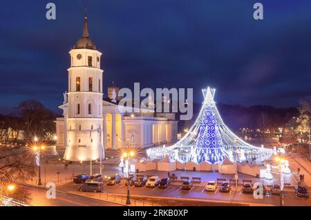 Night Christmas tree on Cathedral Square and Cathedral Belfry, Vilnius, Lithuania, Baltic states. Stock Photo