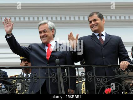 Bildnummer: 54529864  Datum: 11.10.2010  Copyright: imago/Xinhua (101012)-- QUITO, Oct. 12, 2010 (Xinhua) -- Ecuadorian President Rafael Correa (R) greets supporters next to his Chilean counterpart Sebastian Pinera at the Palacio de Carondelet in Quito, Ecuador, Oct. 11, 2010. Chilean President Sebastian Pinera is visiting Ecuador to show his support to Rafael Correa. (Xinhua/Santiago Armas) (lyx) ECUADOR-QUITO-CHILE-POLITICS PUBLICATIONxNOTxINxCHN People Politik kbdig xcb 2010 quer premiumd     Bildnummer 54529864 Date 11 10 2010 Copyright Imago XINHUA  Quito OCT 12 2010 XINHUA Ecuadorian Pre Stock Photo