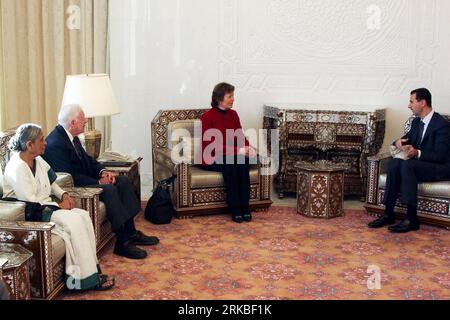 Bildnummer: 54548251  Datum: 19.10.2010  Copyright: imago/Xinhua (101019) -- DAMASCUS, Oct. 19, 2010 (Xinhua) -- Syrian President Bashar al-Assad (R) meets with members of visiting international Elders conflicts resolution delegation former Irish President Mary Robinson (3rd L), former U.S. President Jimmy Carter (2nd L) and Indian feminist advocate Ela Bhatt in Damascus, Syria, Oct. 19, 2010. (Xinhua/Bassim) (zw) SYRIA-DAMASCUS-ELDERS-VISIT PUBLICATIONxNOTxINxCHN Politik People Premiumd kbdig xub 2010 quer     Bildnummer 54548251 Date 19 10 2010 Copyright Imago XINHUA  Damascus OCT 19 2010 XI Stock Photo