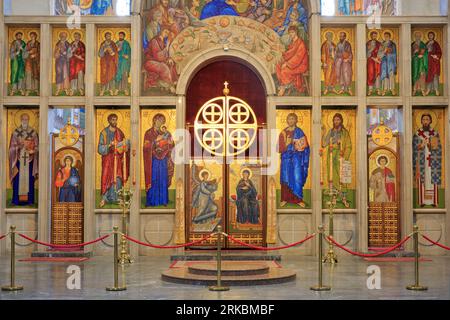 Der Altar der serbisch-orthodoxen Markuskirche (1940) in Belgrad Stockfoto