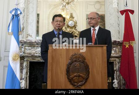 Bildnummer: 55342718  Datum: 12.05.2011  Copyright: imago/Xinhua (110513) -- BUENOS AIRES, May 13, 2011 (Xinhua) -- Chinese Commerce Minister Chen Deming (L) and Argentine Foreign Minister Hector Timerman attend a press conference after their meeting in Buenos Aires, Argentina, May 12, 2011. Chen Deming arrived here on Wednesday for a visit aimed at strengthening the bilateral strategic partnership and consolidating Sino-Argentinian trade relations. (Xinhua/Martin Zabala) (djj) ARGENTINA-BUENOS AIRES-CHINA-CHEN DEMING PUBLICATIONxNOTxINxCHN Politik People xo0x kbdig xub 2011 quer premiumd Stock Photo