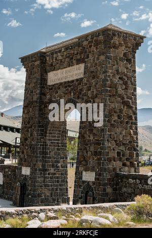 The Roosevelt Arch in Yellowstone National Park, Gardiner Montana during summertime. Stock Photo