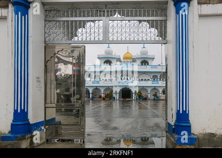 Eingangstür des Sat Kartar Indian Sikh Temple, philippinische indische Gemeinde in San Pablo Laguna, Sikhs Gurdwara, Indianer philippinischer Herkunft, Philippinen Stockfoto