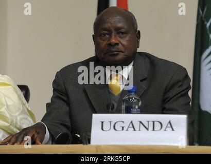 Bildnummer: 55548713  Datum: 26.06.2011  Copyright: imago/Xinhua (110626) -- PRETORIA, June 26, 2011 (Xinhua) -- Ugandan President Yoweri Museveni attends a press conference in Pretoria, South Africa, June 26, 2011. Libyan leader Colonel Muammar Gaddafi had accepted of not being part of the negotiation process, according to the communiqu¨¦ issued by the meeting of the African Union (AU) High-Level ad hoc Committee on Libya in Pretoria on Sunday. The meeting which was attended by presidents from Mauritania, Uganda, Mali, South Africa, foreign minister of the Republic of Congo, AU Commissioner f Stock Photo